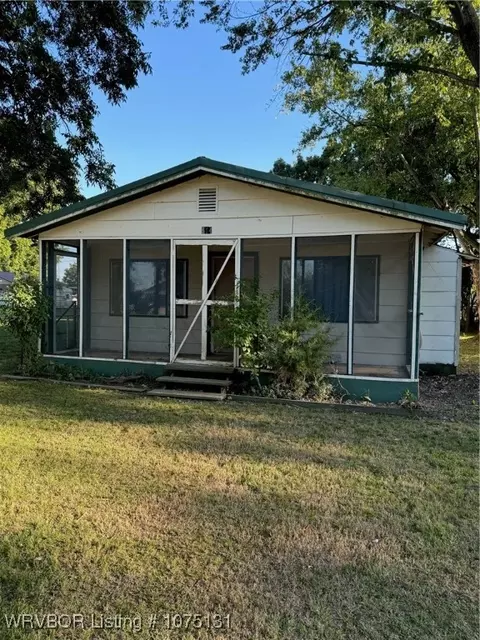 514 5th St, Spiro, OK 74959