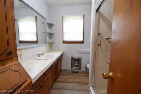 103 Brooks Ave, Gans, OK 74936 photo 7