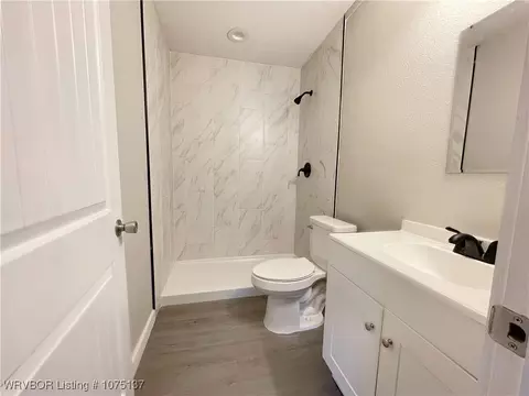 Bath - 3122 Walnut St, Fort Smith, AR 72904 photo 1 of 2