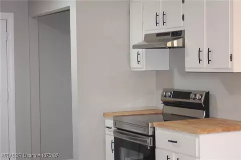 Entry Way - 3122 Walnut St, Fort Smith, AR 72904 photo 1 of 1