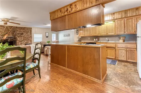 Kitchen - 446273 Simco Rd, Gore, OK 74435 photo 4 of 4