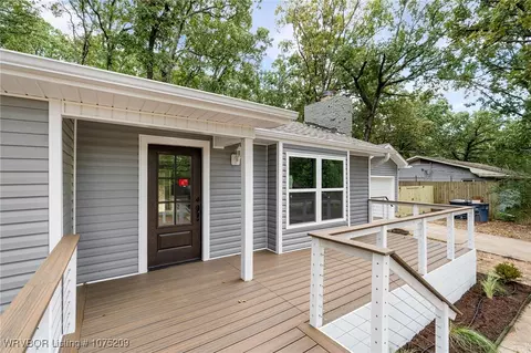 3200 Independence St, Fort Smith, AR 72903 photo 2