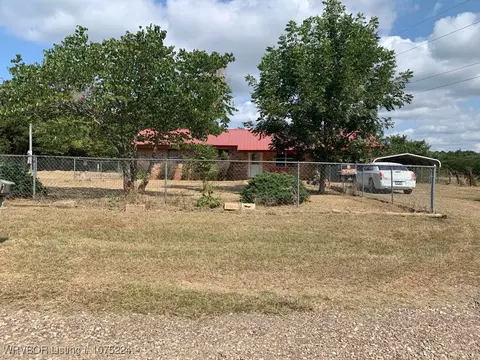2374 Packsaddle Rd, Waldron, AR 72958