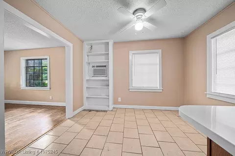 Living - 1023 S 19th St, Fort Smith, AR 72901 photo 2 of 2