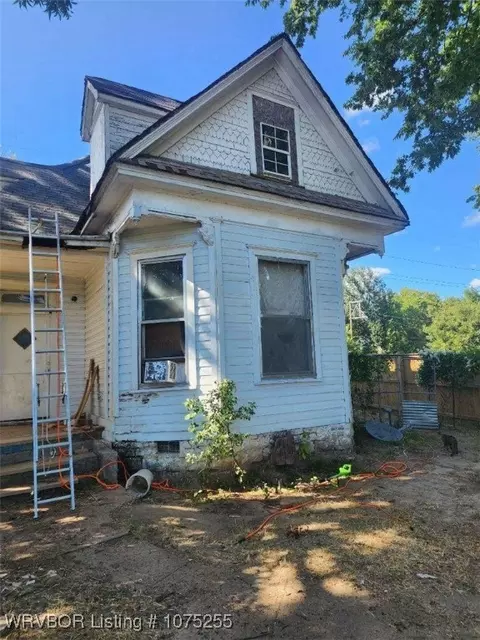 1215 N 5th, Fort Smith, AR 72901