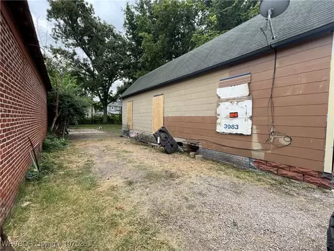 1216 N 12th St, Fort Smith, AR 72901 photo 3