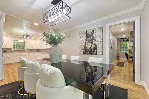 Dining - 3320 S 35th St, Fort Smith, AR 72903 photo 2 of 4