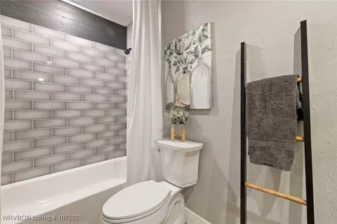 Bath - 3320 S 35th St, Fort Smith, AR 72903 photo 3 of 7
