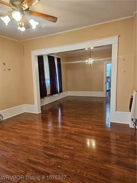 711 1st St, Paris, AR 72855 photo 4