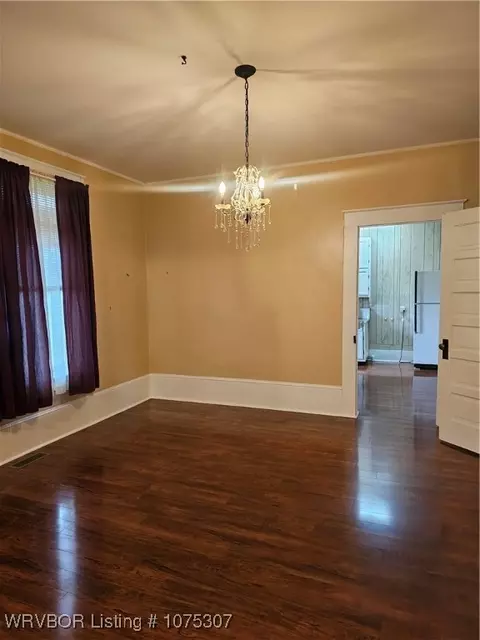 711 1st St, Paris, AR 72855 photo 7