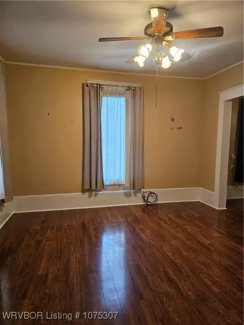 711 1st St, Paris, AR 72855 photo 3