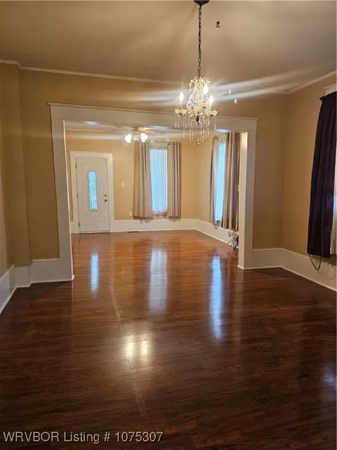 711 1st St, Paris, AR 72855 photo 5