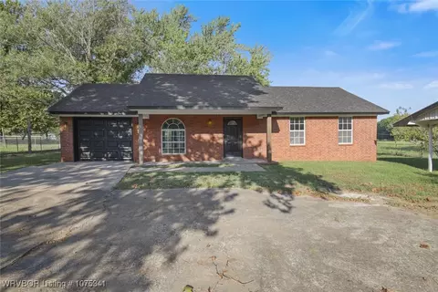 402 Norvell Rd, Heavener, OK 74937