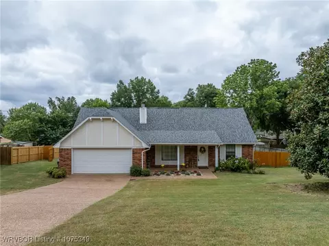 5204 Hardscrabble, Fort Smith, AR 72903
