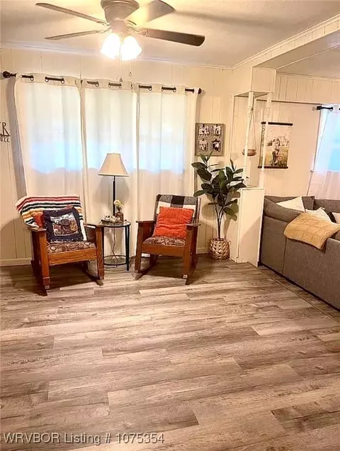 Living - 3610 Pleasant St, Ozark, AR 72949 photo 2 of 2