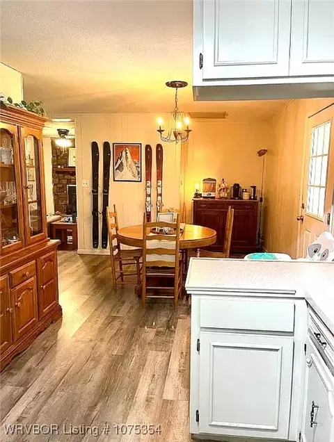 Dining - 3610 Pleasant St, Ozark, AR 72949 photo 2 of 2