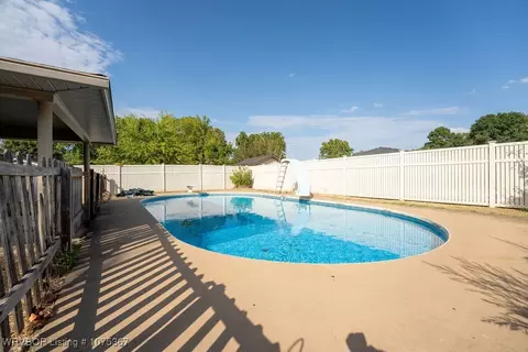 7501 Martin Dr, Fort Smith, AR 72908 photo 4
