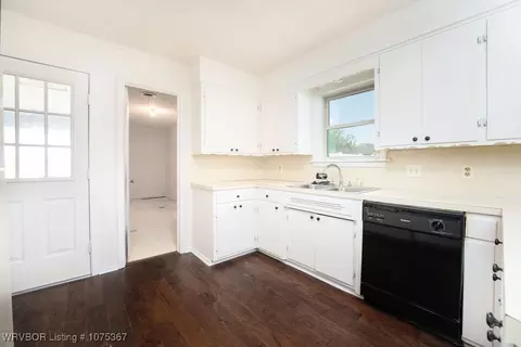 7501 Martin Dr, Fort Smith, AR 72908 photo 9