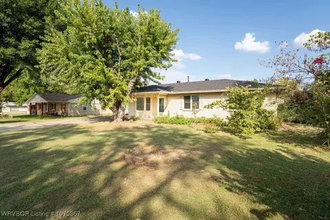 7501 Martin Dr, Fort Smith, AR 72908 photo 2