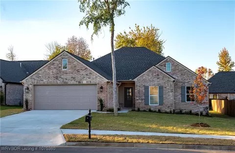 10208 Chapman Cir, Fort Smith, AR 72916
