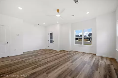 Living - 9111 Carson Way, Fort Smith, AR 72908 photo 5 of 5