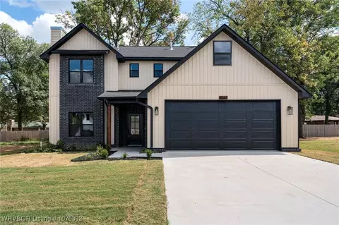 9111 Carson Way, Fort Smith, AR 72908