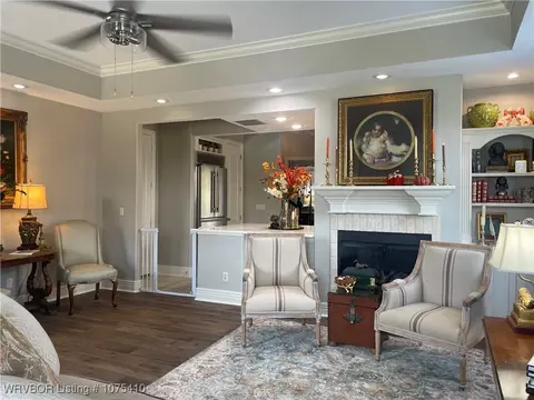 Living - 58 Jeffrey Way, Fort Smith, AR 72903 photo 3 of 5