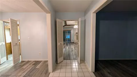 Entry Way - 4624 S U St, Fort Smith, AR 72903 photo 1 of 3