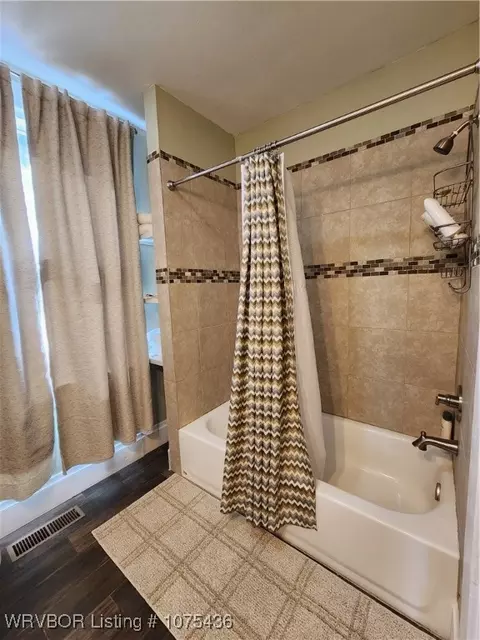 Bath - 712 S 17th St, Fort Smith, AR 72901 photo 3 of 4