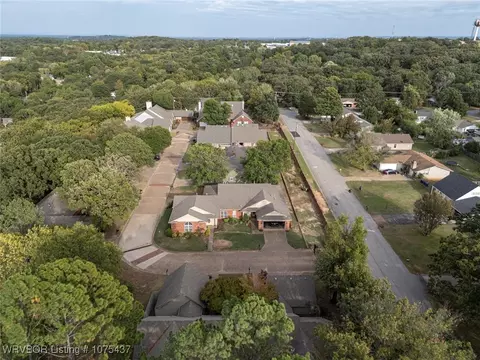 View/Area - 2915 S Gary St, Fort Smith, AR 72901 photo 6 of 10