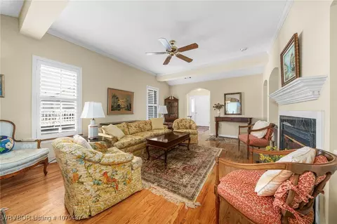 Living - 2915 S Gary St, Fort Smith, AR 72901 photo 1 of 4