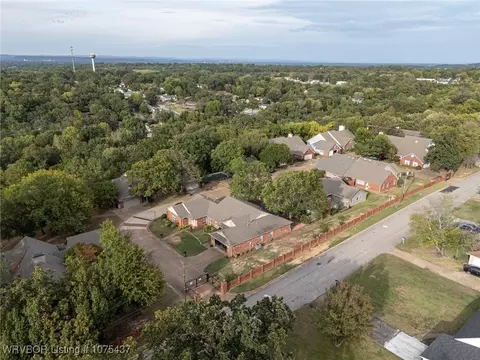 View/Area - 2915 S Gary St, Fort Smith, AR 72901 photo 5 of 10