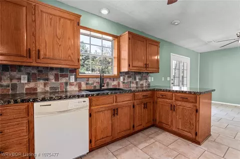 3510 E Chism St, Paris, AR 72855 photo 8