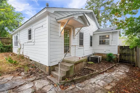 Exterior - 1003 S 22nd St, Fort Smith, AR 72901 photo 7 of 10