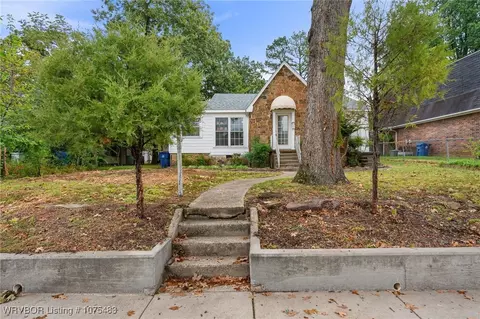 Exterior - 1003 S 22nd St, Fort Smith, AR 72901 photo 4 of 10