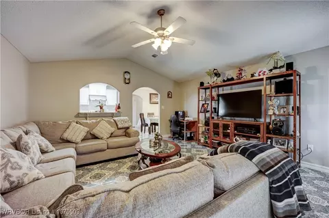 Living - 1103 12th Ter, Barling, AR 72923 photo 1 of 2