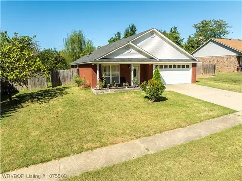 Exterior - 1103 12th Ter, Barling, AR 72923 photo 3 of 7
