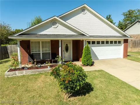 Exterior - 1103 12th Ter, Barling, AR 72923 photo 2 of 7