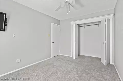 Bedroom - 1414 12th Cir, Barling, AR 72923 photo 6 of 10