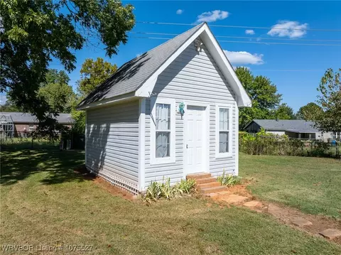 Other - 1414 12th Cir, Barling, AR 72923 photo 2 of 7