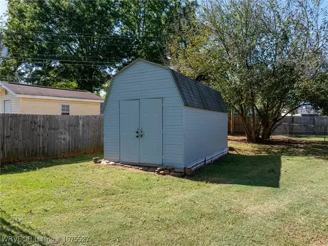 Other - 1414 12th Cir, Barling, AR 72923 photo 5 of 7