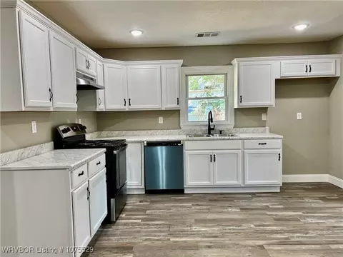 205 N Williams St, Ozark, AR 72949 photo 11
