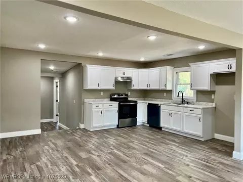 205 N Williams St, Ozark, AR 72949 photo 13