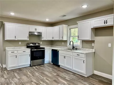 205 N Williams St, Ozark, AR 72949 photo 12