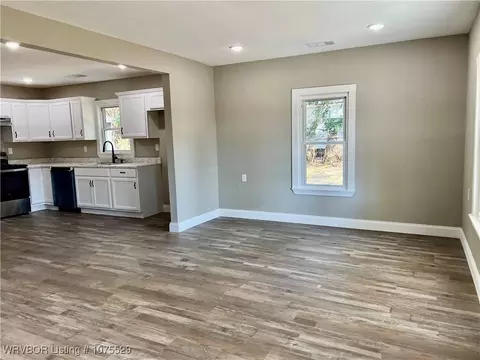 205 N Williams St, Ozark, AR 72949 photo 5