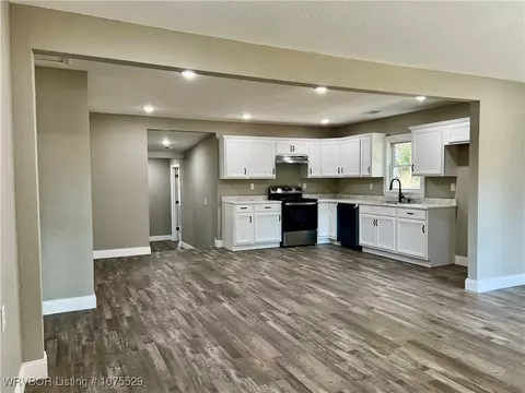 205 N Williams St, Ozark, AR 72949 photo 10