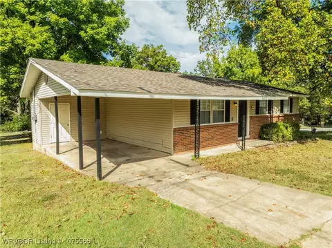 4019 N 57th St, Fort Smith, AR 72904 photo 2