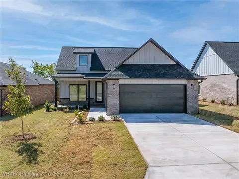 9008 Kirkwood Rdg, Fort Smith, AR 72916