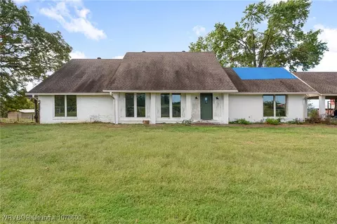 431 Pine Hollow Dr, Van Buren, AR 72956