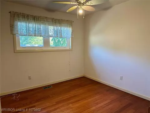 Bedroom - 6724 Riviera Dr, Fort Smith, AR 72903 photo 2 of 3